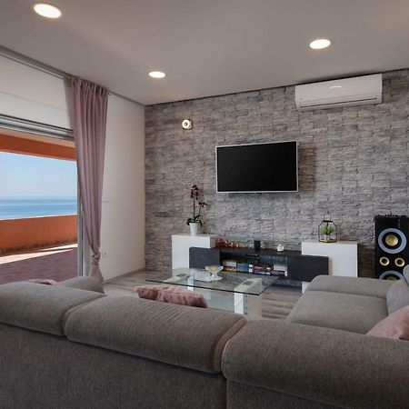 Luxury Apartment Nora Podstrana Luaran gambar