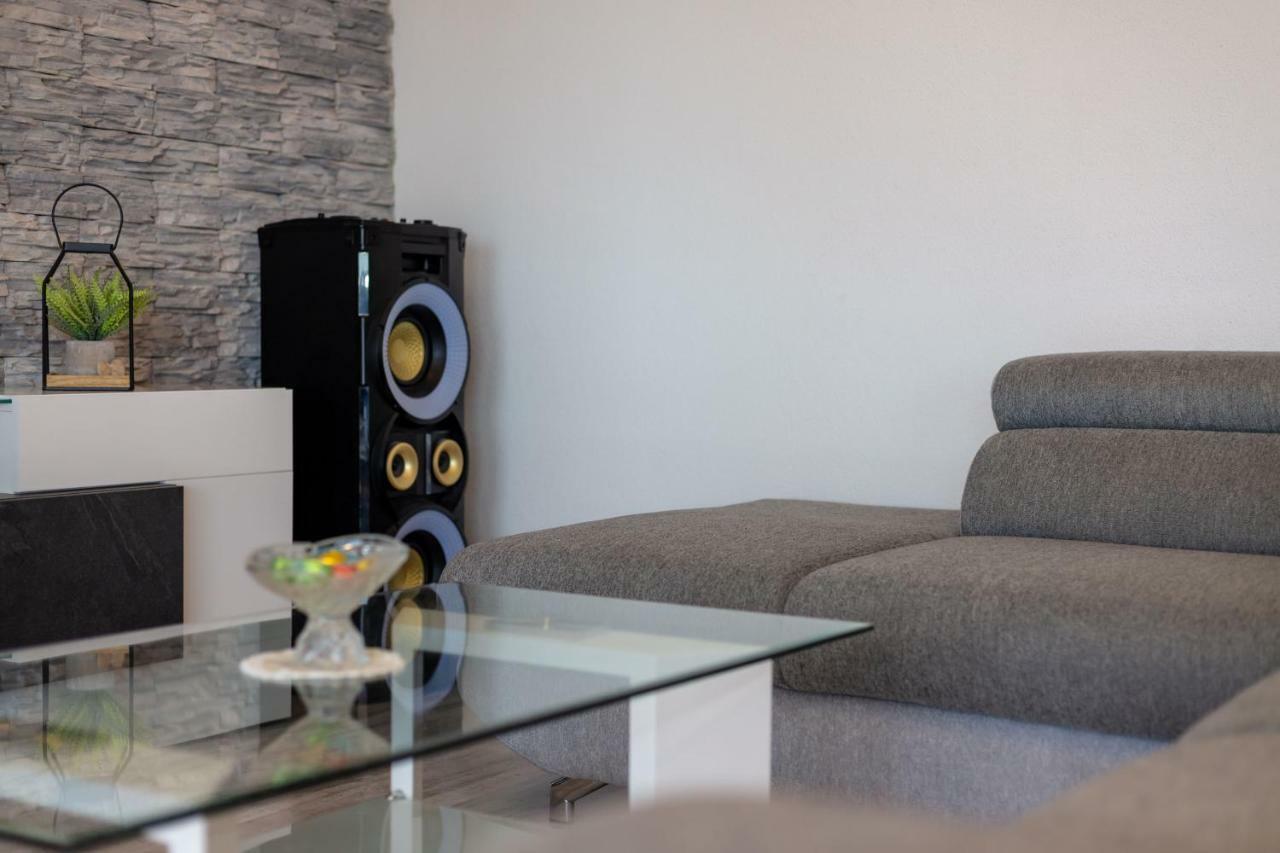 Luxury Apartment Nora Podstrana Luaran gambar